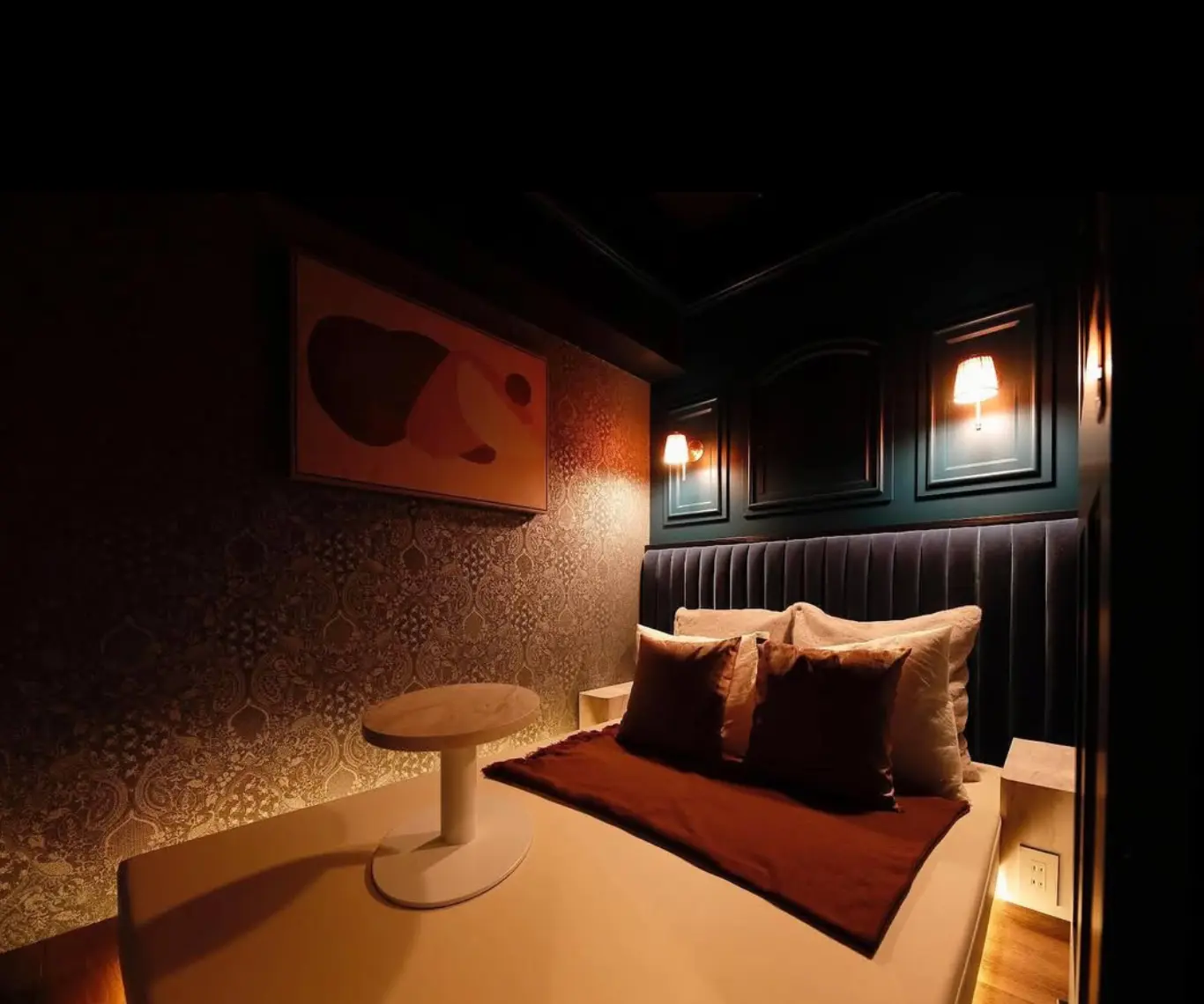 3×3 DINING LOUNGE内観